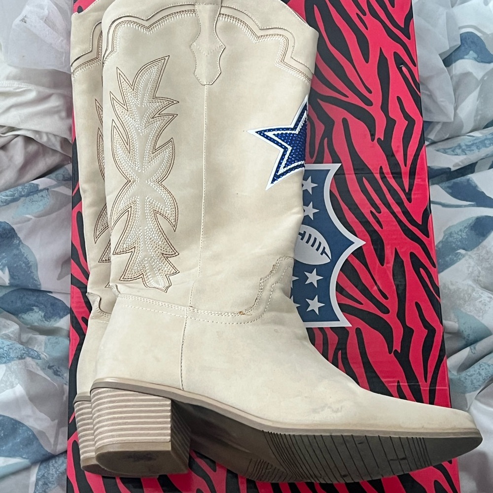 Dallas Cowboys Boots - Picture 4 of 9